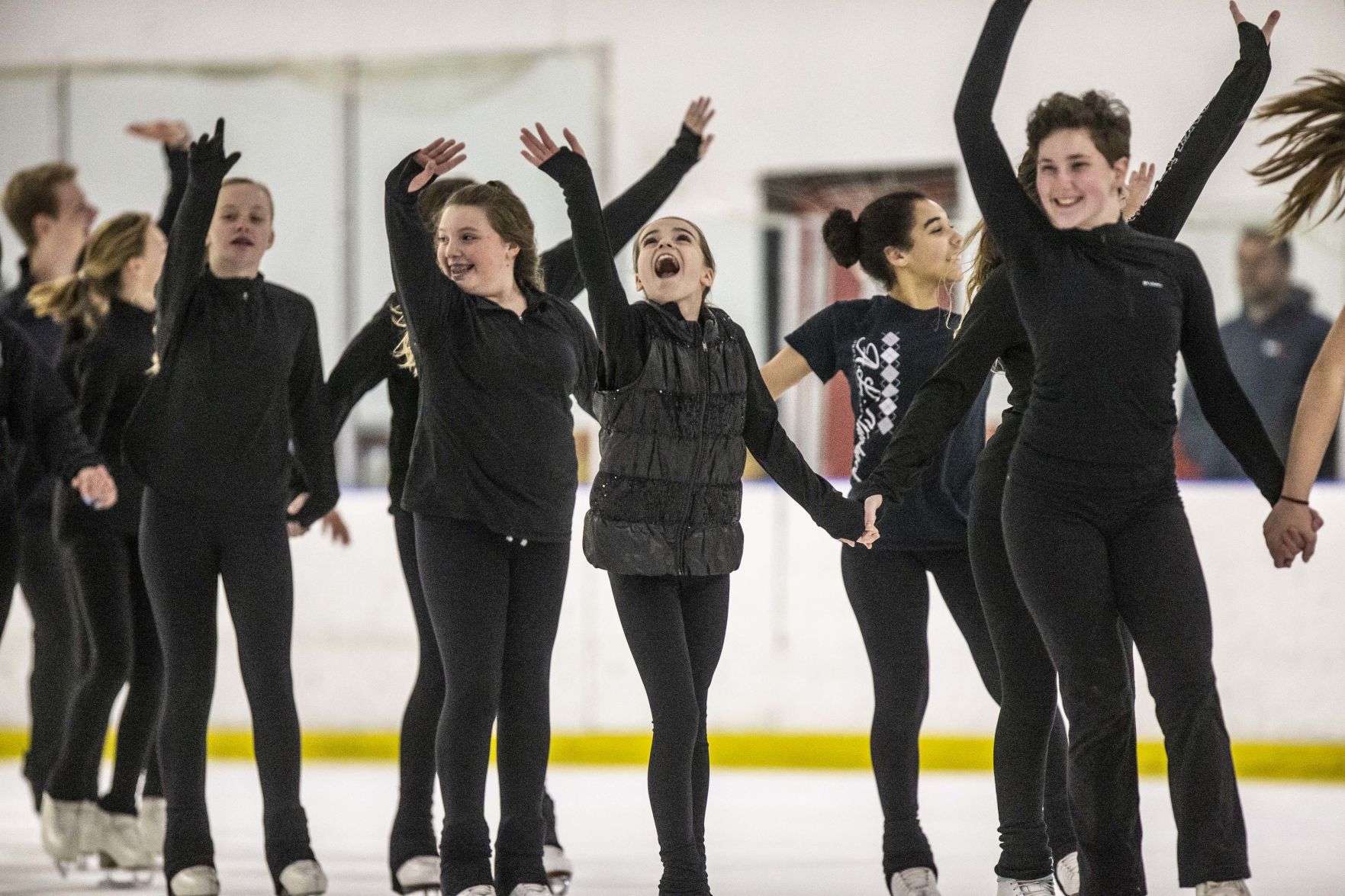202001xx_nws_youth_skaters
